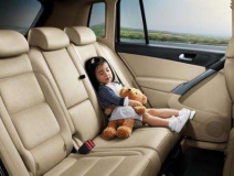車內(nèi)空氣凈化價(jià)格是多少？